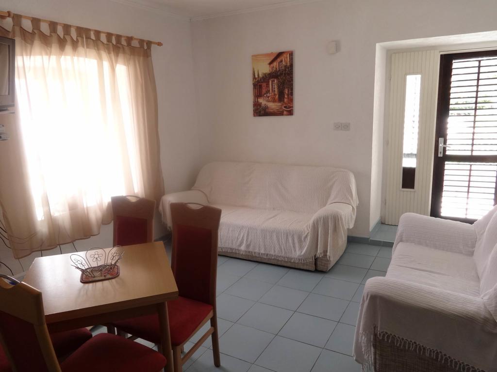 Seaside Apartments And Rooms Котор Екстериор снимка