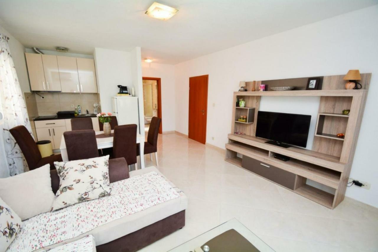 Seaside Apartments And Rooms Котор Екстериор снимка